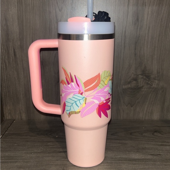 The Mother’s Day quencher Stanley - Picture 2 of 3